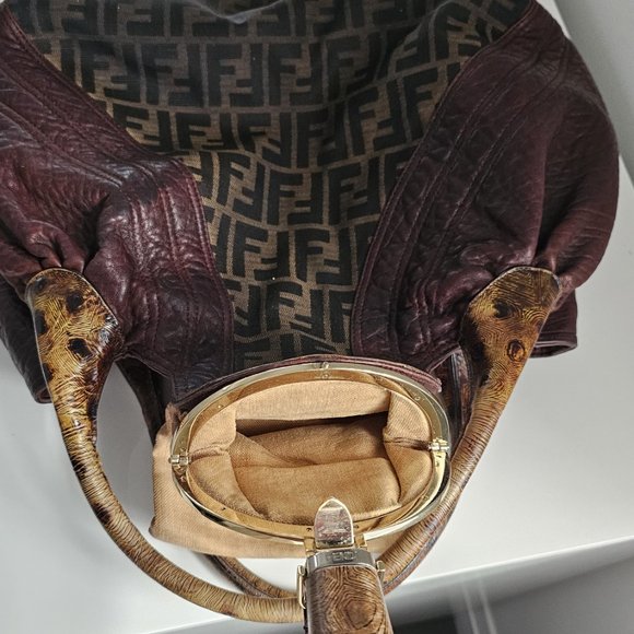 FENDI Zucca Tortuga Spy Bag -LIMITED EDITION! VINTAGE! - Picture 8 of 16